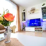 Shell Apartment
